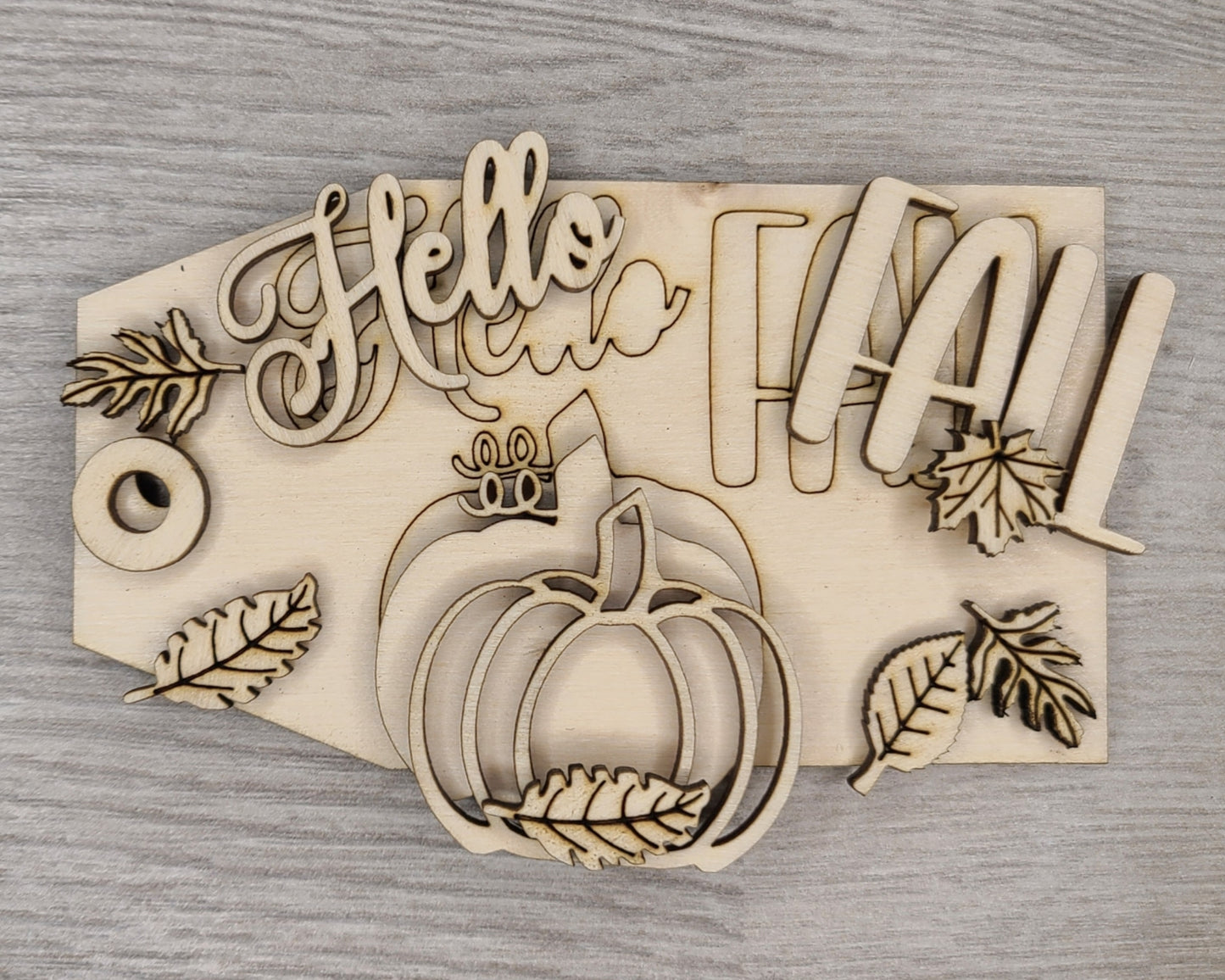 **SHOW OVERSTOCK SALE ** 6 inch Hello Fall Tag | #3923