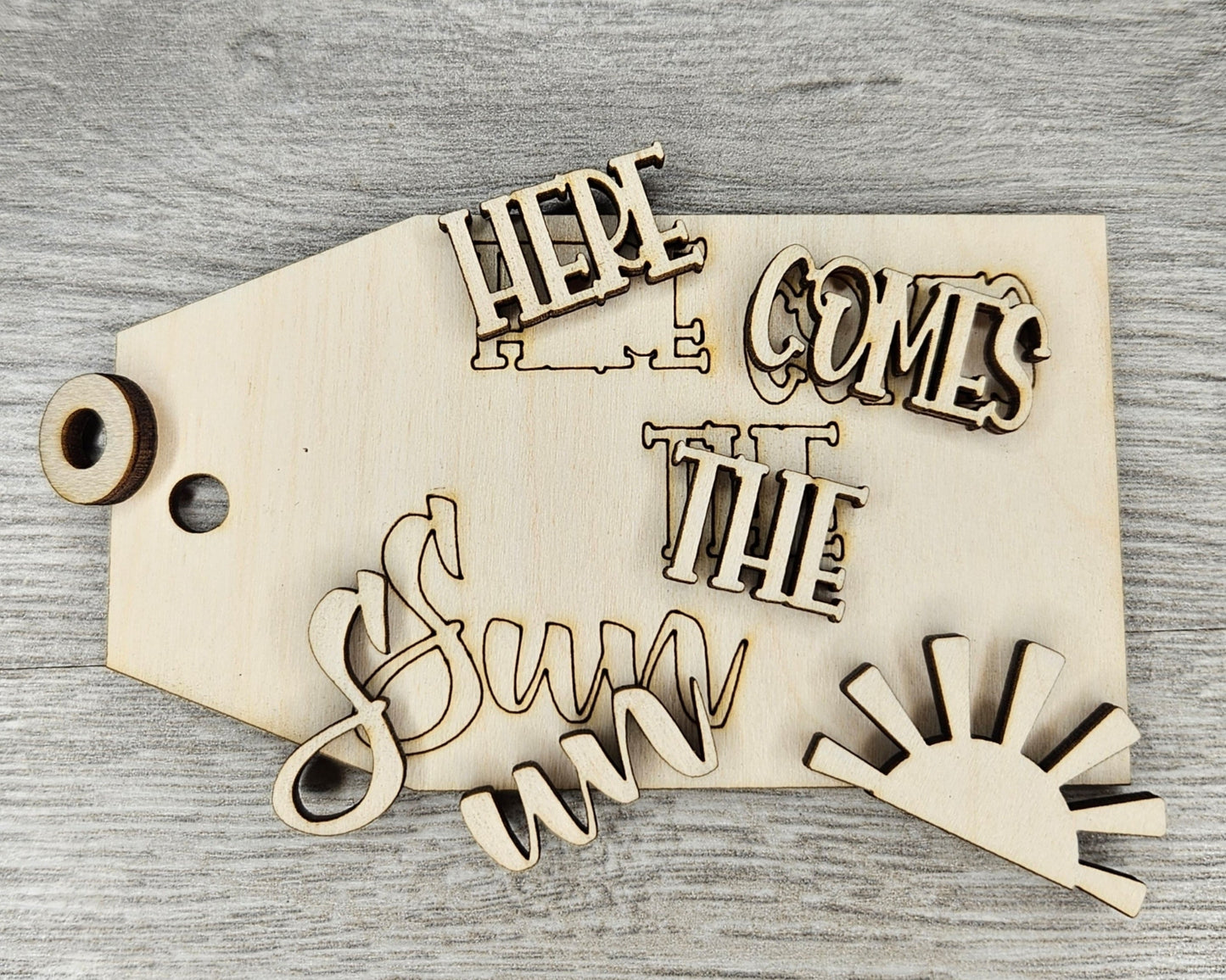 **SHOW OVERSTOCK SALE** Here Comes the Sun Tag #3915 MINI KIT