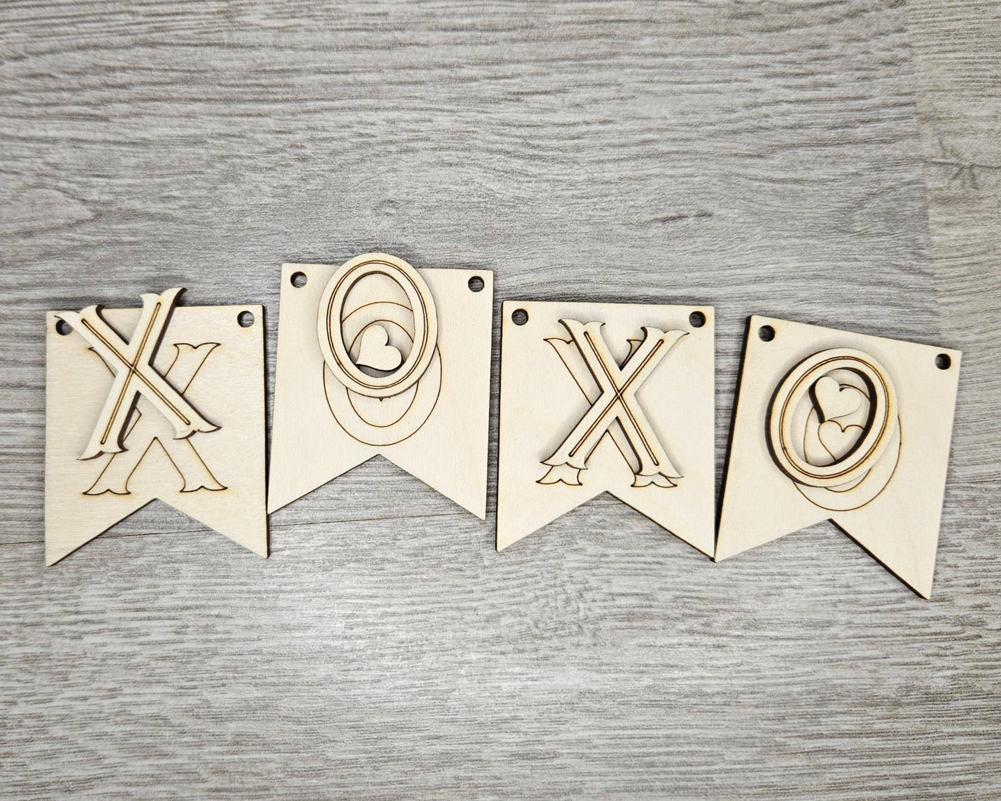XOXO Bunting | #2528