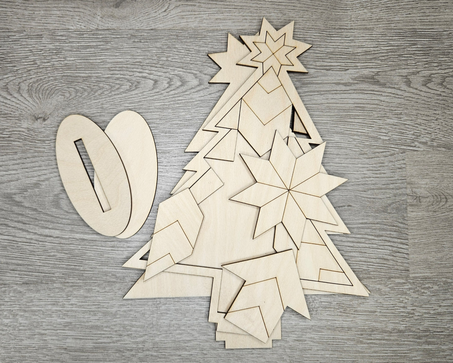 **SHOW OVERSTOCK SALE** 10 inch Christmas Tree Quilt Craft Kit | #3733