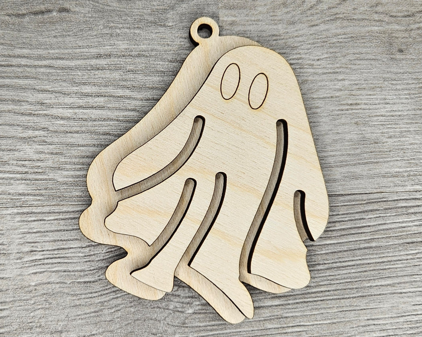Ghost Dangler | #4586