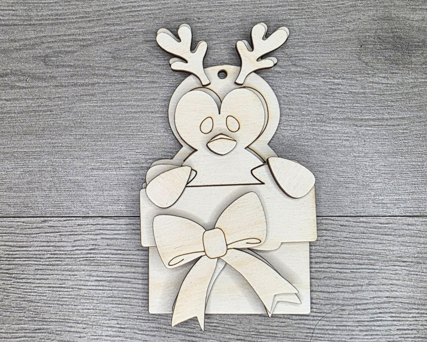 Christmas Penguin Ornament | #5078