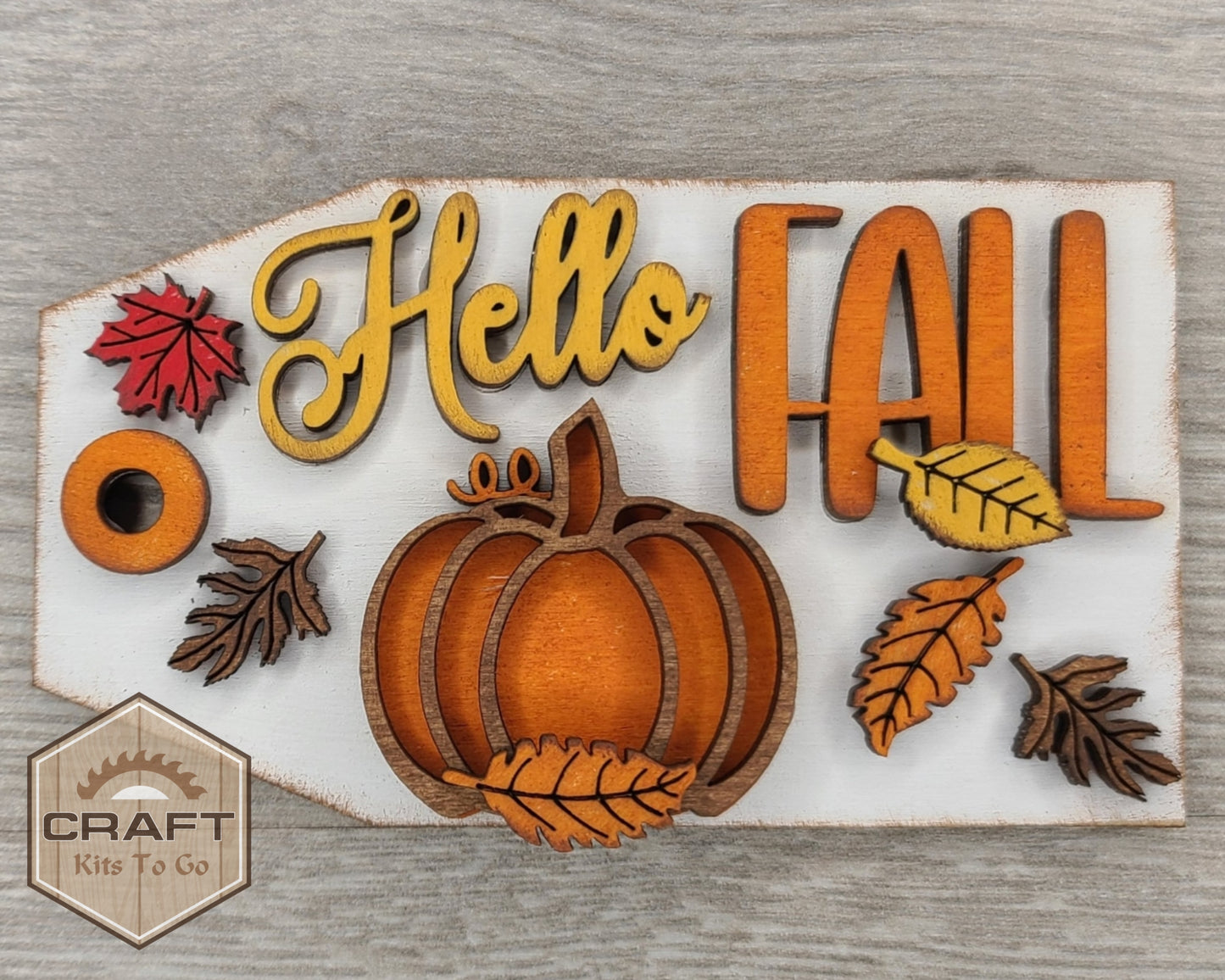 **SHOW OVERSTOCK SALE ** 6 inch Hello Fall Tag | #3923