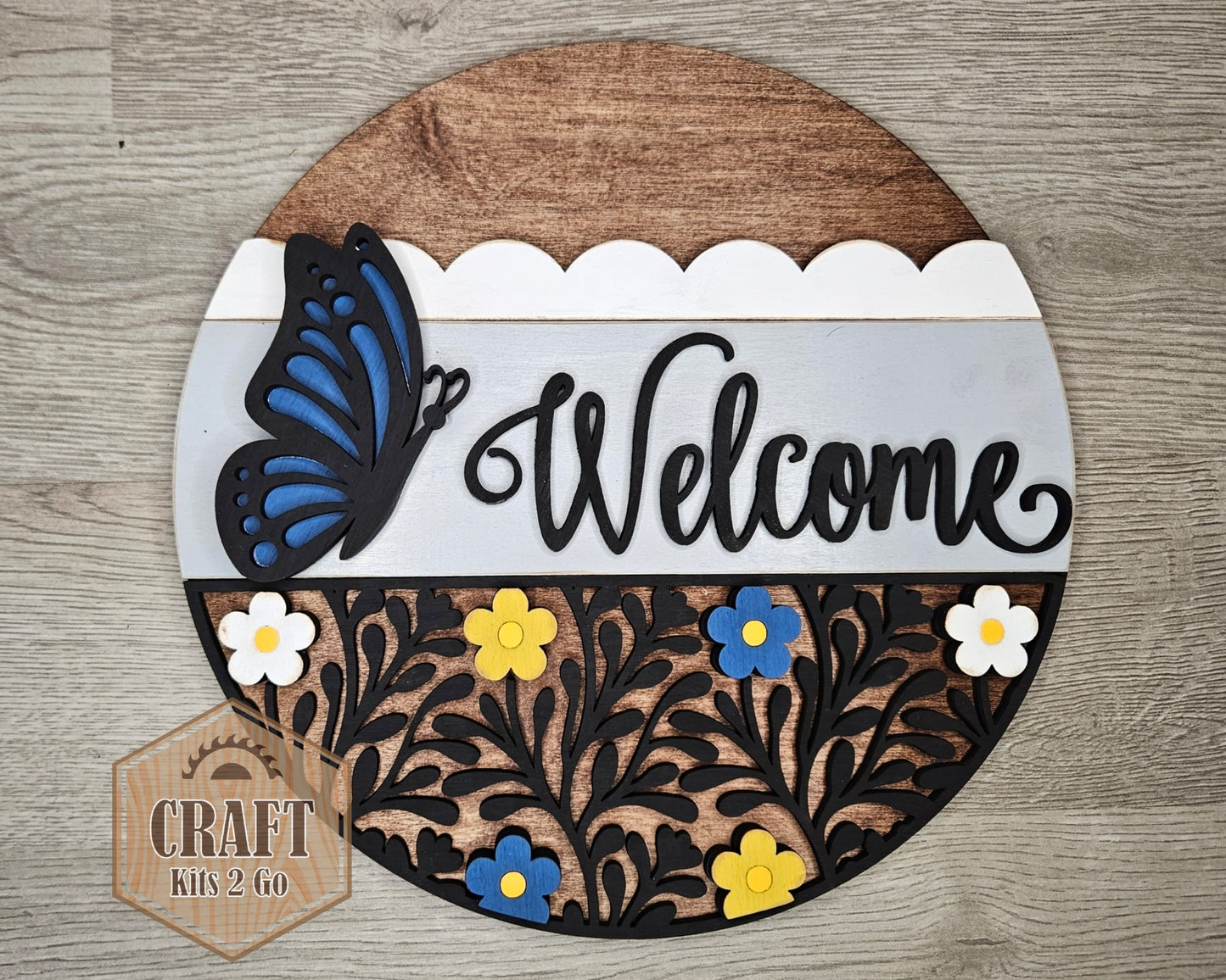 ** SHOW OVERSTOCK SALE ** 10 inch Welcome Spring | #4487
