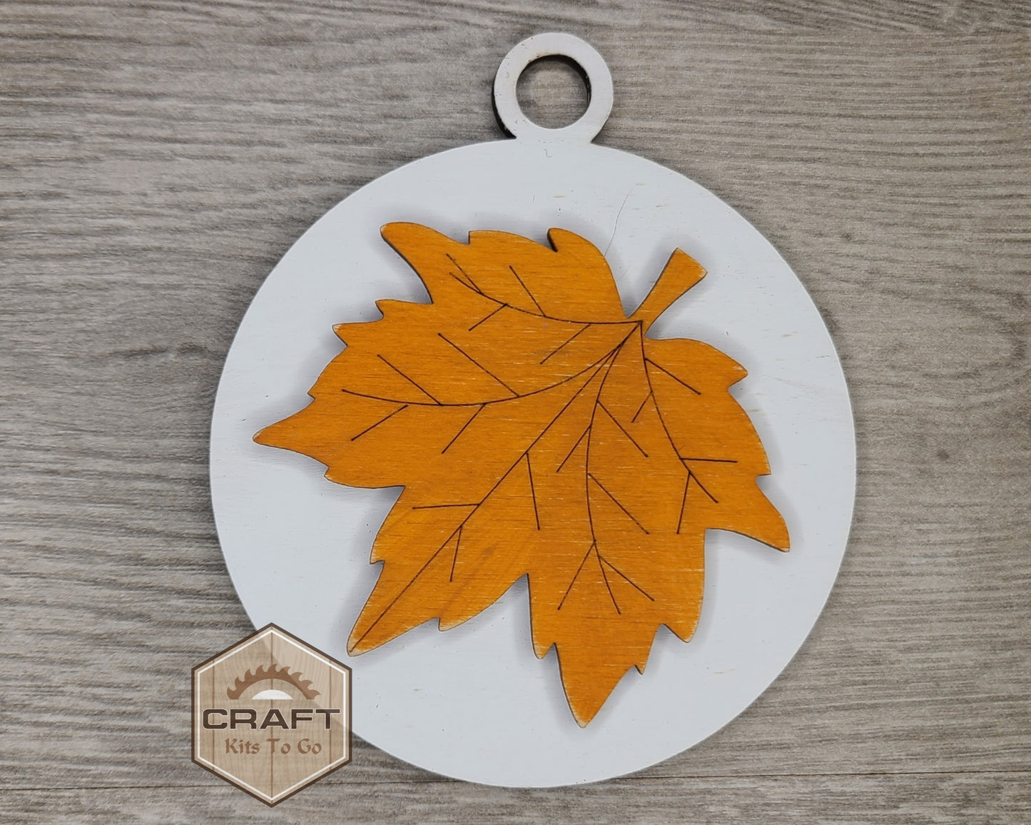Fall Leaves Round | #3541