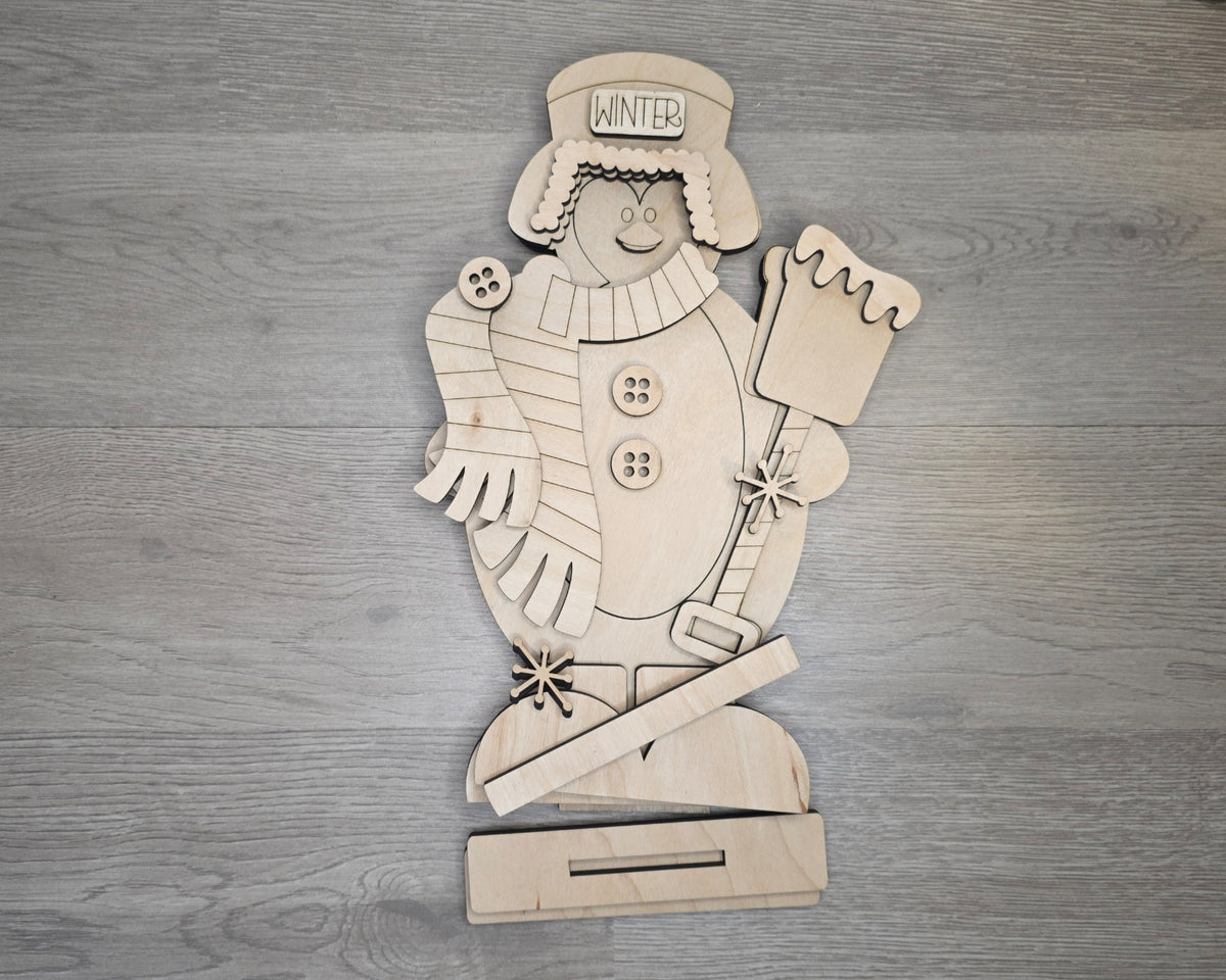 Penguin Shelf Sitter | #5254